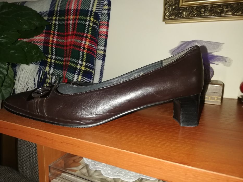 Półbuty skórzane nr. 38 brązowe