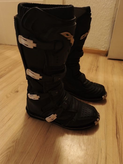 Sprzedam buty do Crossa