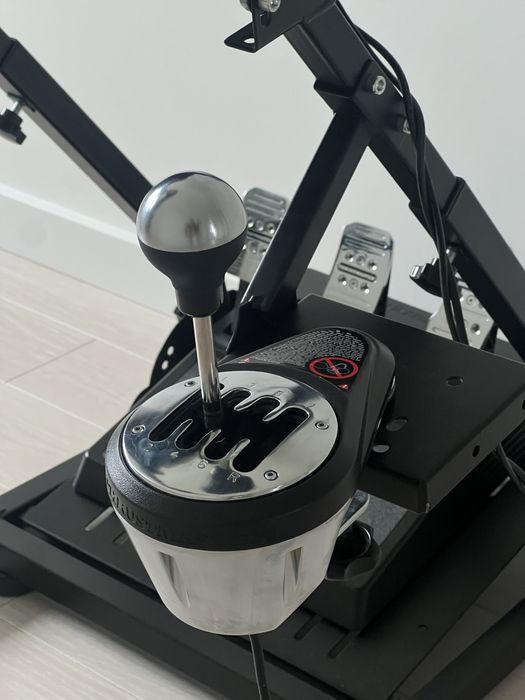 Kierownica Thrustmaster t300 ferrari alcantara edition