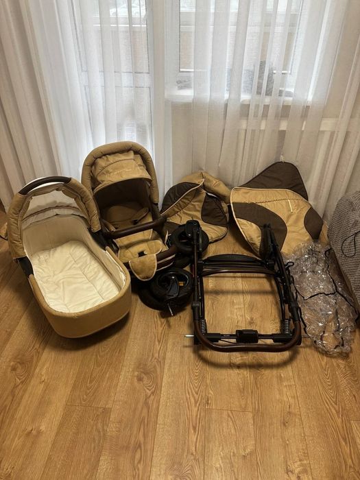 Продам дитячу коляску