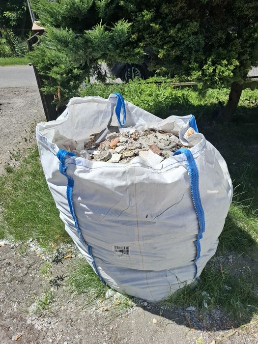 Oddam za darmo 4 worki gruzu czystego BigBag