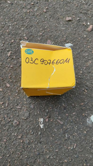 Датчик рівня масла VW,SKODA.