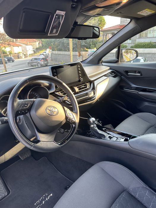Toyota CHR 1.8 hybrid Joane • OLX Portugal