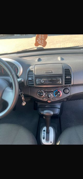 Nissan Micra 2010