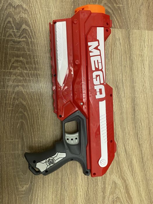 Продам бластер NERF MAGNUS