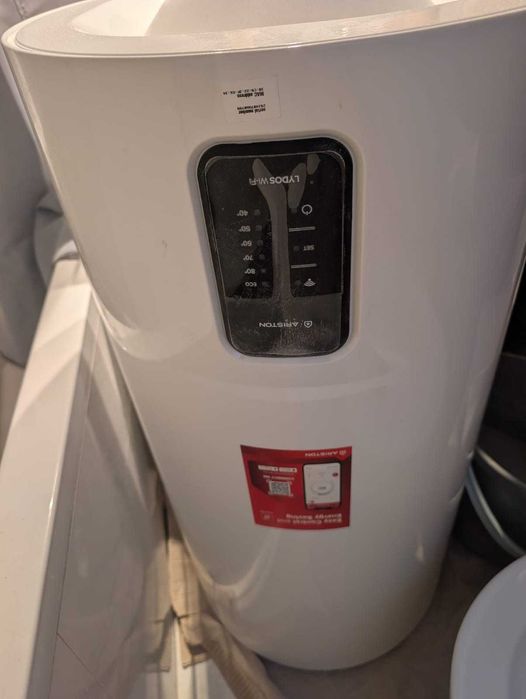 Termoacumulador Ariston LYDOS Wi-Fi 100L — 2 anos, como novo