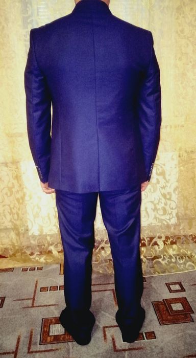 Продам.Стильный Костюм