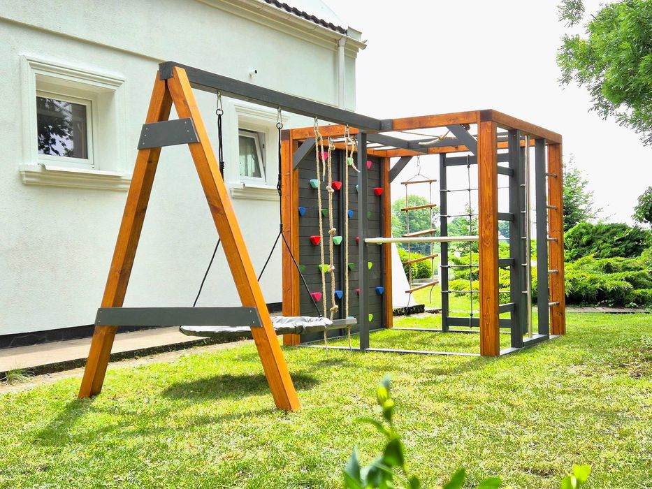 Plac zabaw małpi gaj z huśtawkami - siłownia ogrodowa