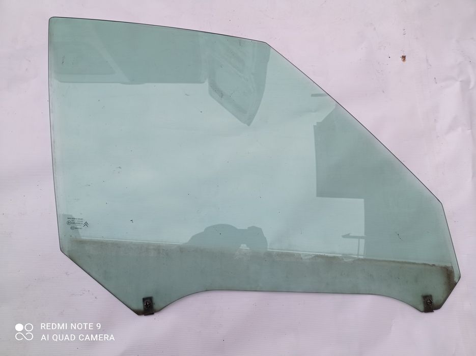 Стекло кузовное переднее заднее c4 grand picasso 2009 2010