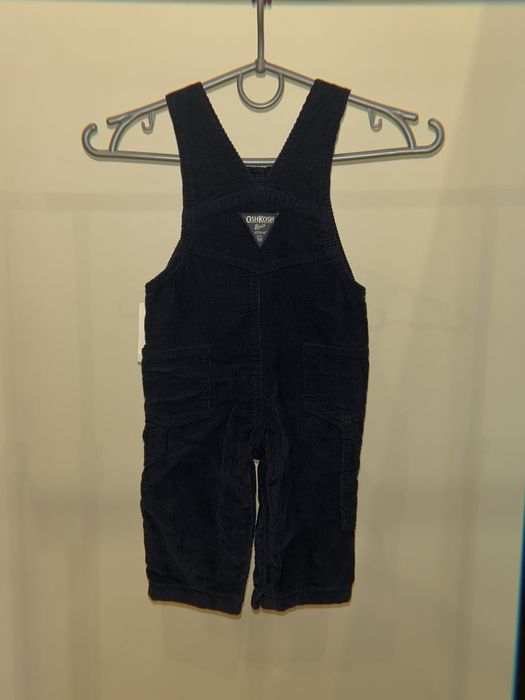 вельветовий комбінезон  OshKosh на 6-9 місяців