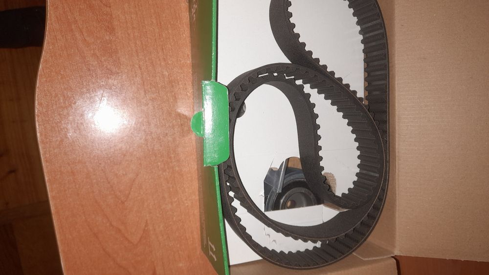 Новий ГРМ INAта помпа DOLZ