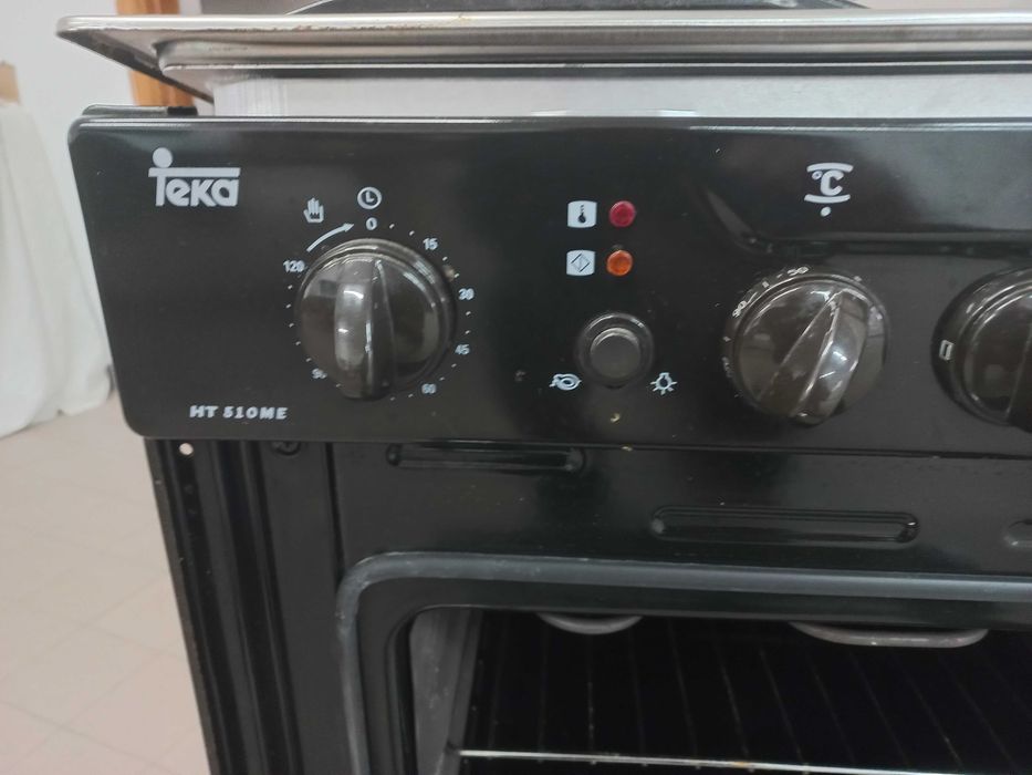 Placa a Gás com Forno Elétrico TEKA