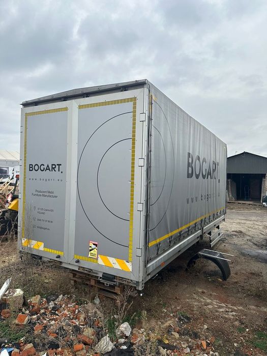 Kontener , plandeka, drzwi, iveco