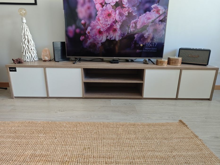 Móvel de TV Lagoa Cinza / Branco
