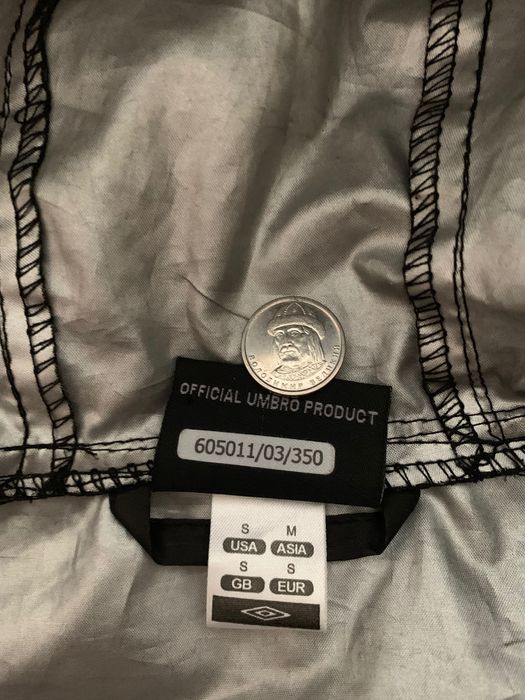 Вітровка куртка umbro