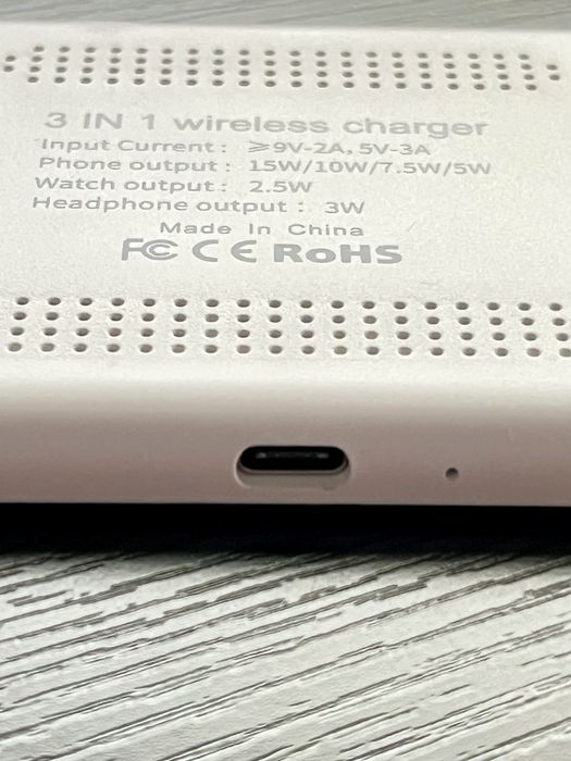 Безпровідна зарядка 15 w для Apple iPhone, Watch, AirPods