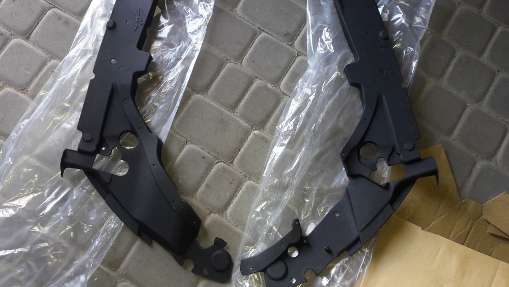 Накладка крила підкапотна ліва права Jeep Grand Cherokee 2015-