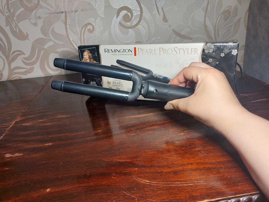Стайлер Remington CI9522 Плойка