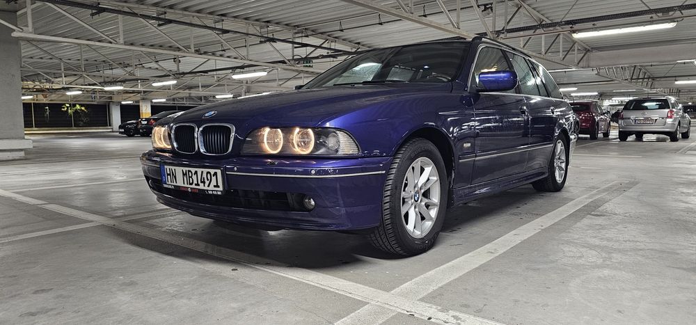 Bmw e39 individual 3.0i velvet blue