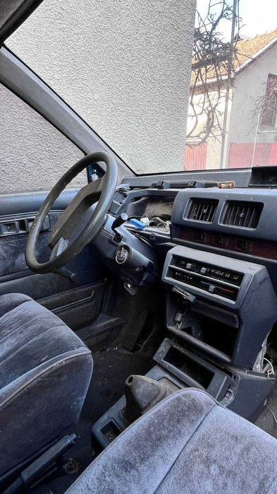 Сидіння та інше для Mitsubishi Space Wagon 1.8 1989, дешево!є доставка