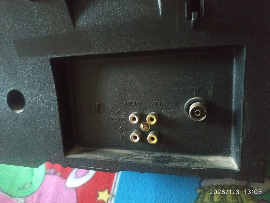 Телевізор Toshiba в робочому стані