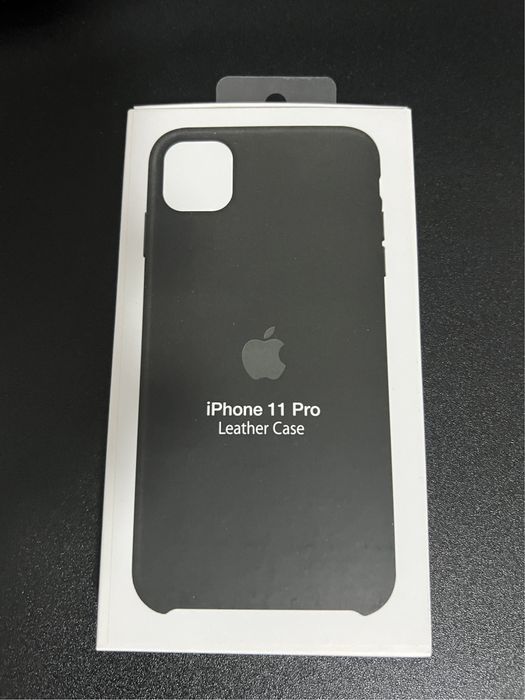 Capa em Pele Preta - iPhone 11 Pro - NOVA