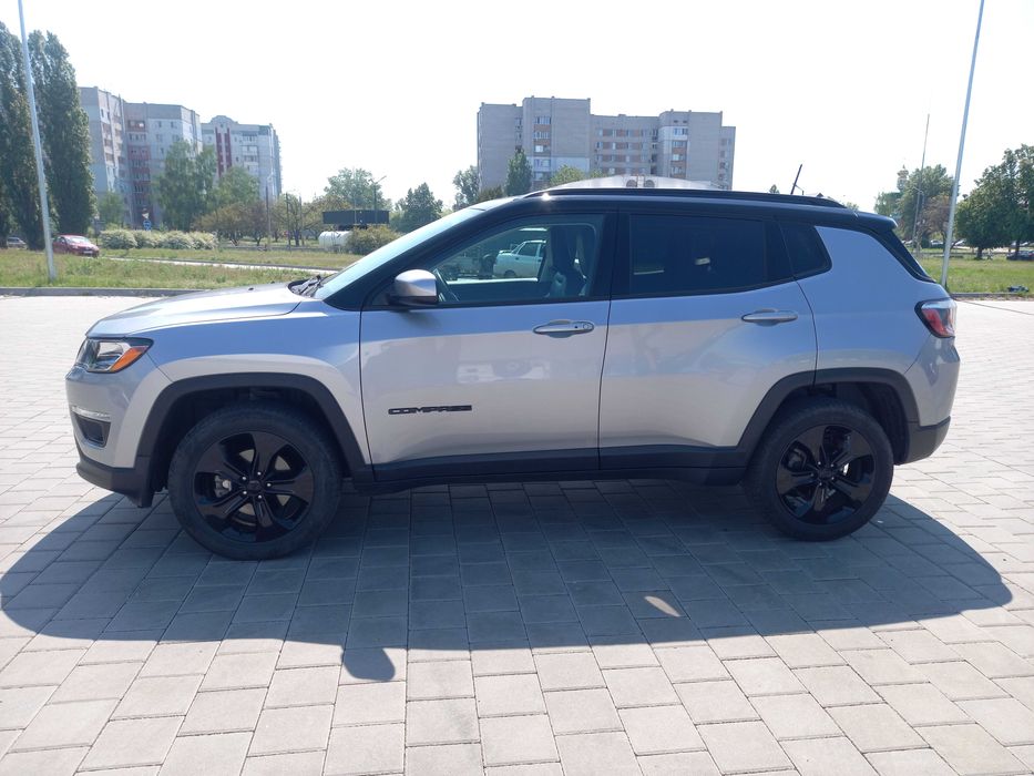 Jeep Compass 2018 2.4 9АТ (180 к.с.) AWD Latitude
