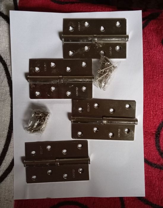 Петли дверные матово хромовые