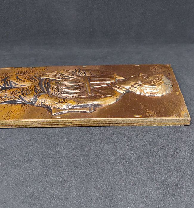 Вешалка Франция РЕДЧАЙШАЯ медная чеканка Гаврош Гюго медь вешалка