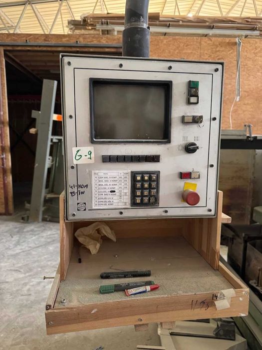 Centrum obróbcze do okien CNC WEINIG UNICONTROL 10 sprawny