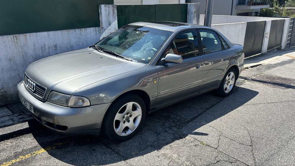 Audi A4 b5 com teto de abrir