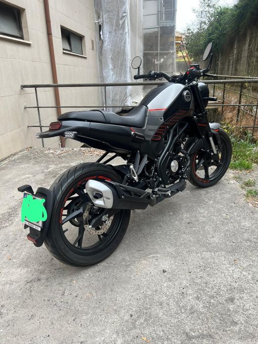 Moto Benelli 125