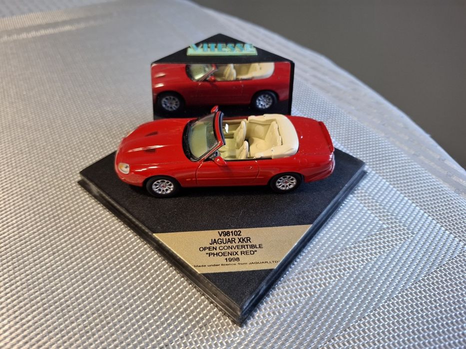 Vitesse jaguar xkr skala 1:43