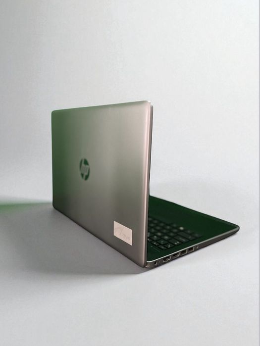 HP - Ryzen 3 - 8GB RAM - Defeito Teclado