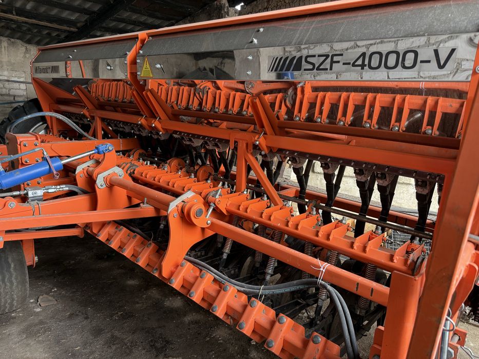 Сівалка зернова СЗФ-4000-V