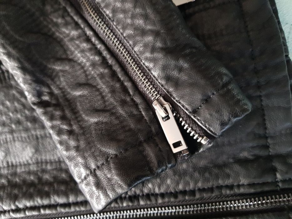 Kurtka rozm L nowa bez metki