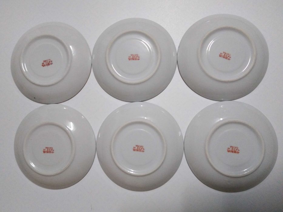 Conjunto 6 Chávenas + 6 Pires de Café "Made in China"