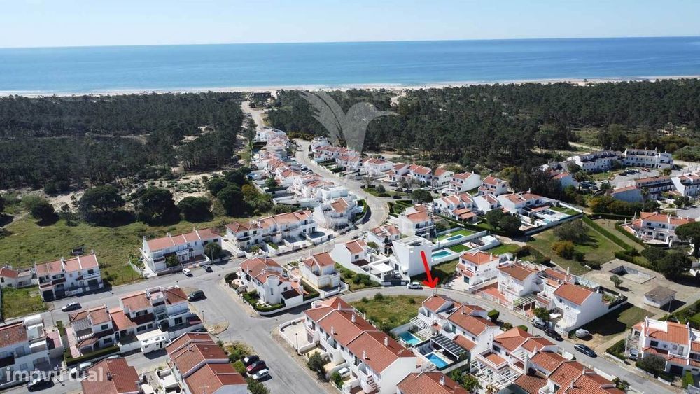 Moradia T4 com piscina em Casas da Audiência, Monte Gordo