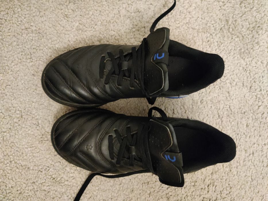 Turfy Decathlon chłopiec