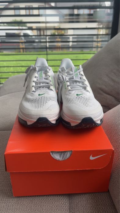 nike pegasus premium