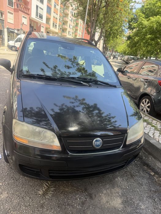 Fiat. Idea. 2005