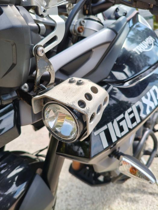 Triumph Tiger 800 XRx 2015 | 11.000 km | Packs Sport + Protection | Black Phantom