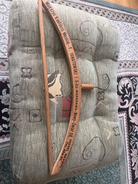 Wieszak ubraniowy Ignatowski hotel SAVOY