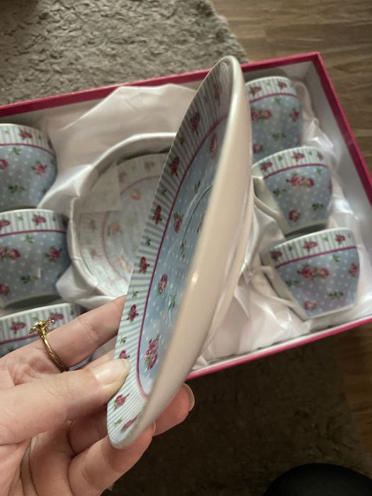 Набір посуду для чаю