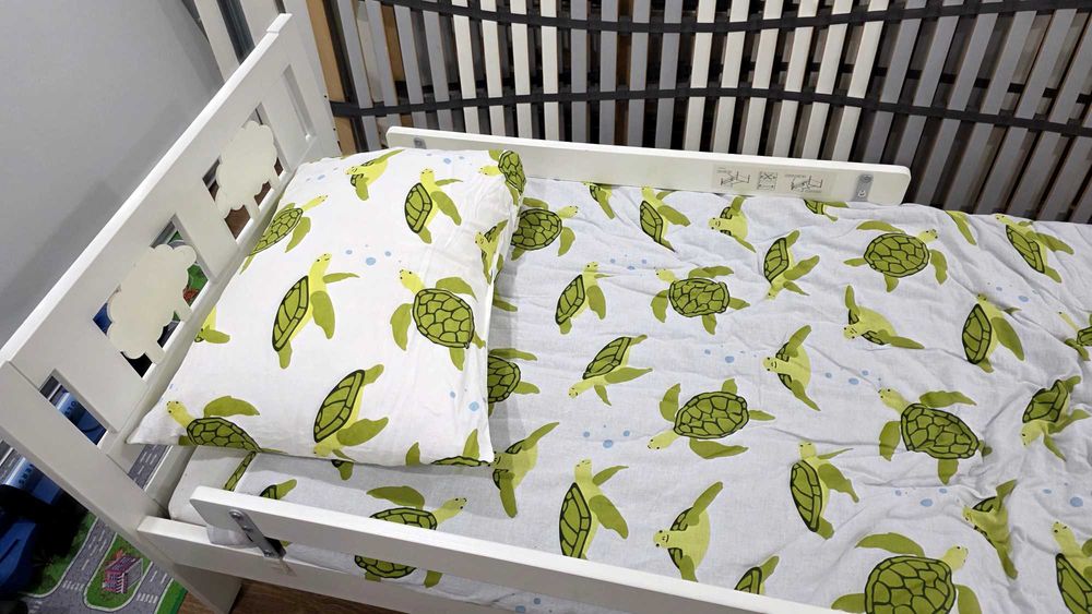 Cama de criança ikea