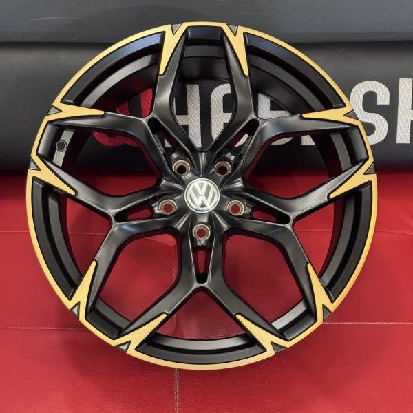 Диски Volkswagen Passat B8 Golf R19