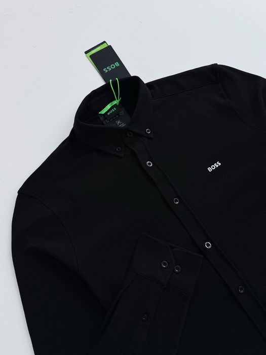 Сорочка чорна Boss