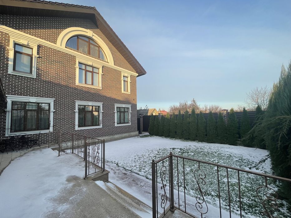 Продаж будинку на Осокорках, метро Славутич, Дарницький район, Київ