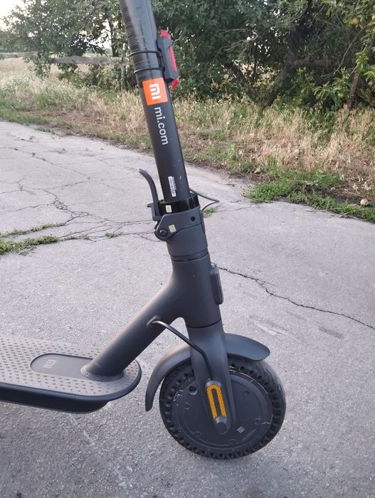 Електросамокат Xiaomi Mi Electric Scooter 1s