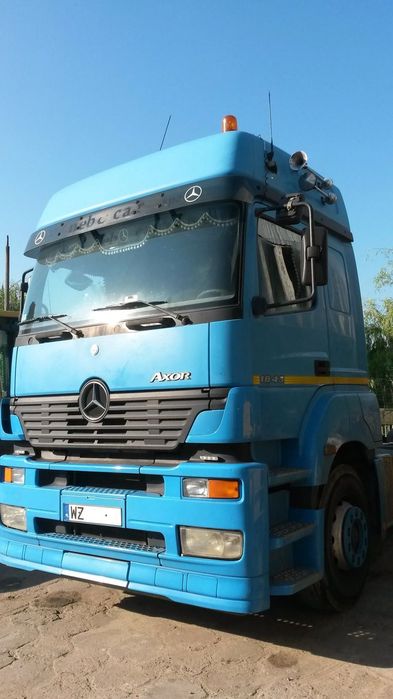 Mercedes-Benz